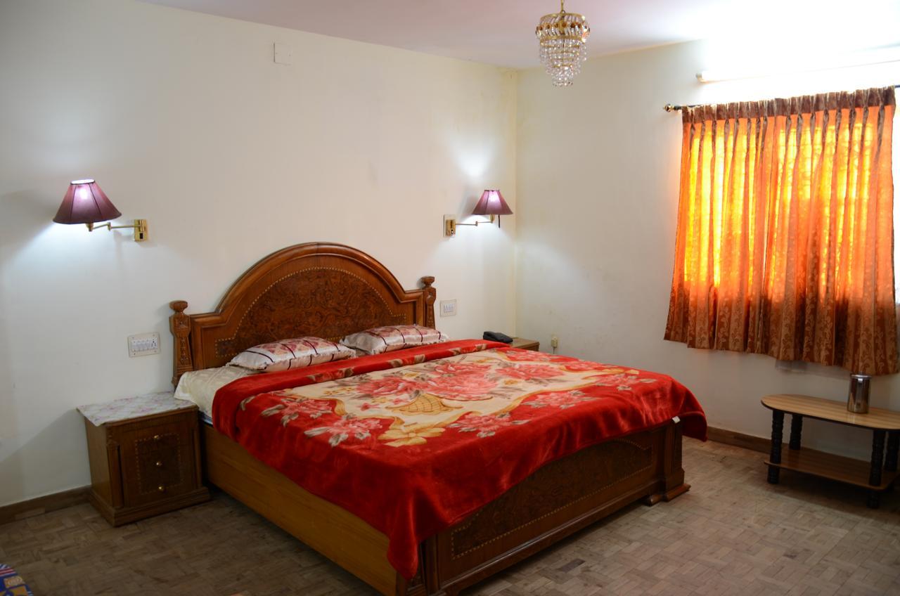 Hotel Vasantham Palace Utakamand Zewnętrze zdjęcie